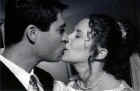 Lori and Matt - Kiss2.JPG (20056 bytes)